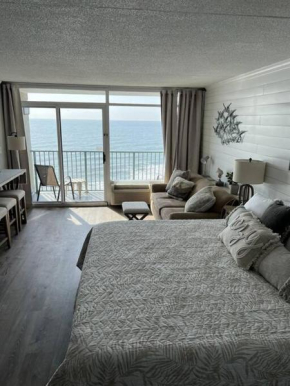 Comfy Oceanfront Getaway, King, Reno, Pools, Hot Tubs 0299